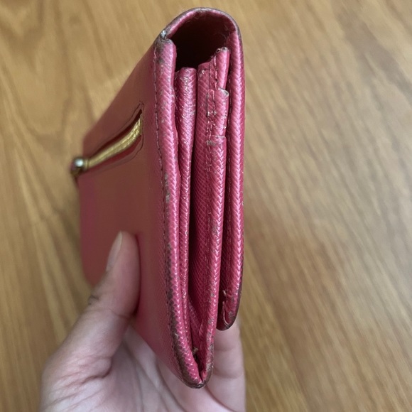 Authentic PRADA long wallet in Saffiano leather - Picture 8 of 13